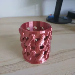 ART- Dice shaker