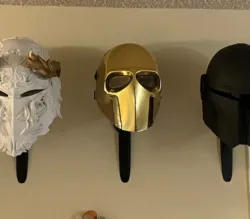 Helmet holder