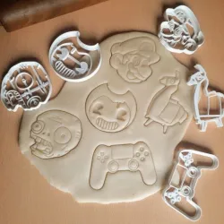 x5 Videogames kit: joypad, mario, zombie, fortnite pignata, bendy - cookie cutter characters