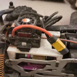 HPI Savage 25 21 ESC Mount