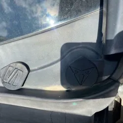 Seat leon front wiper covers (Cupra Logo)