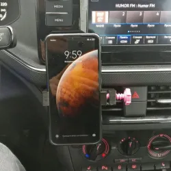 Car phone mount