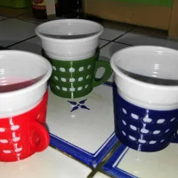 Coffee cup holder