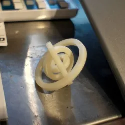 Concentric spinny fidget thing