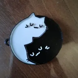 Jing jang cat keychain