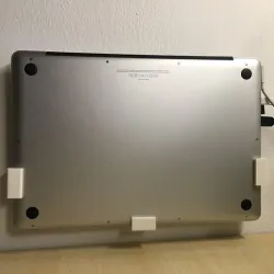 Macbook Pro 2011 Wall mount