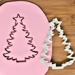 Tree cookie cutter