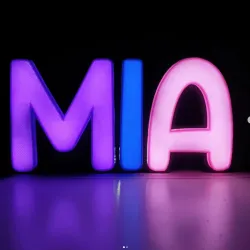 Mia