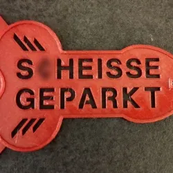 S*HEISSE GEPARKT PARKING CARD / ICE SCRAPER