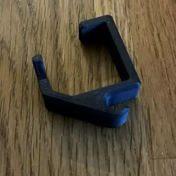 Hooks for double picket fence
