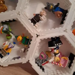 Minifigures compatible shelf - with lightning option - ESP8266