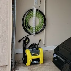 Tangle free hose or cord/cable reel comb