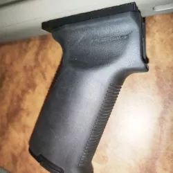 ak grip to mlok
