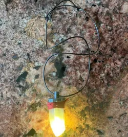 Light up crystal amulet lamp