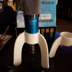 Microphone tripod