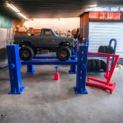 SCX24 4 Post RC Hoist with lift jacks!