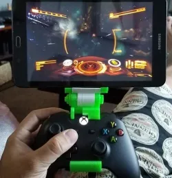 Xbox One S Controller Tablet Mount