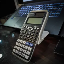 3D Portable Stand and Calculator Case - Perfect for on-the-go!