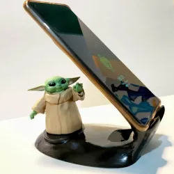 Grogu phone holder