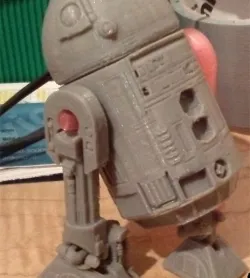 R2D2 with moveable limbs