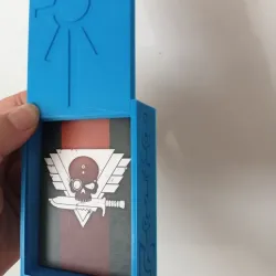 card/dice box