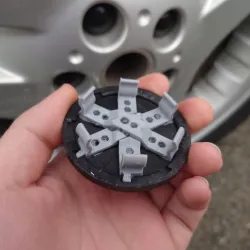 Center cap clips tabs solution for Land Rover wheels on a Saab 9-3