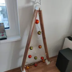 DIY Modern Christmas tree