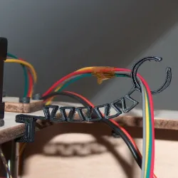 Flexible Cable Clip for Makerbot