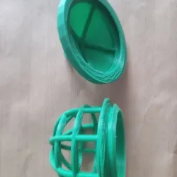Bird feeder