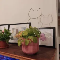 Chonk cat plant trellis support