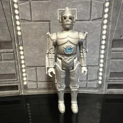 DOCTOR WHO, STAR WARS. CYBERMEN ACTION FIGURE, C-LOM CUSTOM KENNER, HASBRO, 3.75", 1/18