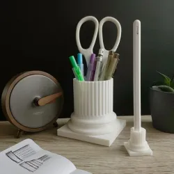 Ionic order´s base pen/pencil holder