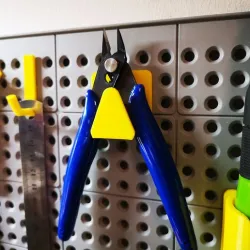 Pliers and shears holder for Keter Pegboard