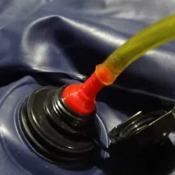 Standard inflator adaptor spout to Inflatable Mattress Mouth