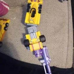 Transformers Legacy Dragstrip arm mode