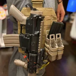 Airsoft M4 drop leg platform mount