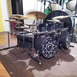 drum set Joey Jordison