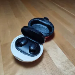 Pokeball Airdots