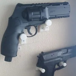 UMAREX HDR 50 T4E WALL HANGER
