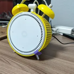yandex station mini retro alarm clock