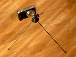 Mini tripod with carbon legs