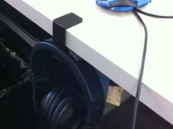 My Customized Parametric Desk Hook [30mm deep desk]