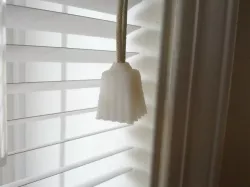 Window blinds pull cone