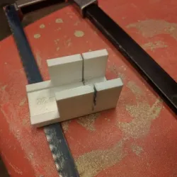 Mini mitre block 90 deg (22mm)