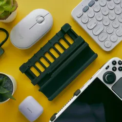 Steam Deck Dock for DockTeck 7 in 1 USB C Hub - Portable, lightweight and packed full of thoughtful features!