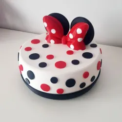 Minnie Mouse Cake