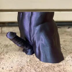 DICK VASE