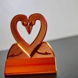 Graceful 3D Printed Swan Figurine that Forms a Perfect Heart