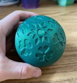 clover ball container