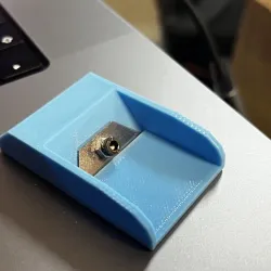 Mini wood planer